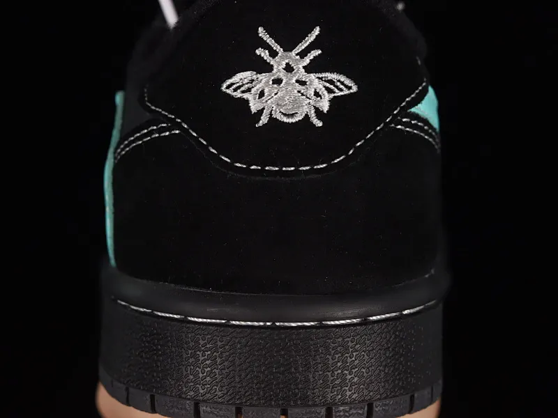 All Categories Air Jordan Jordan Series Basketball Shoes Air Jordan 1 Low Travis Scott x Air Jordan 1 Low OG AJ1 Joe 1 Tiffany Green Overturned Low Basketball Shoes DM7866-401